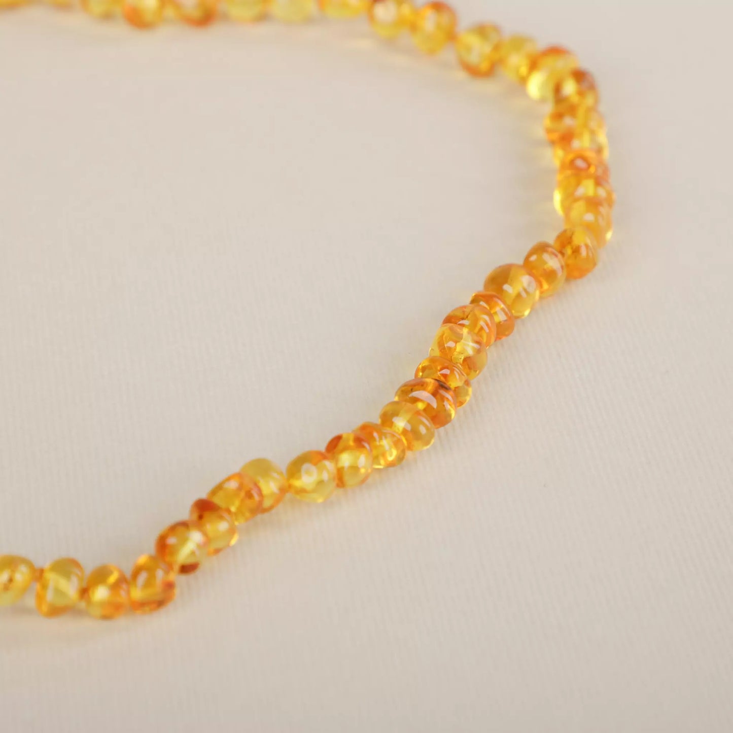 baltic-amber-necklace-woman-sun-naturelmini_
